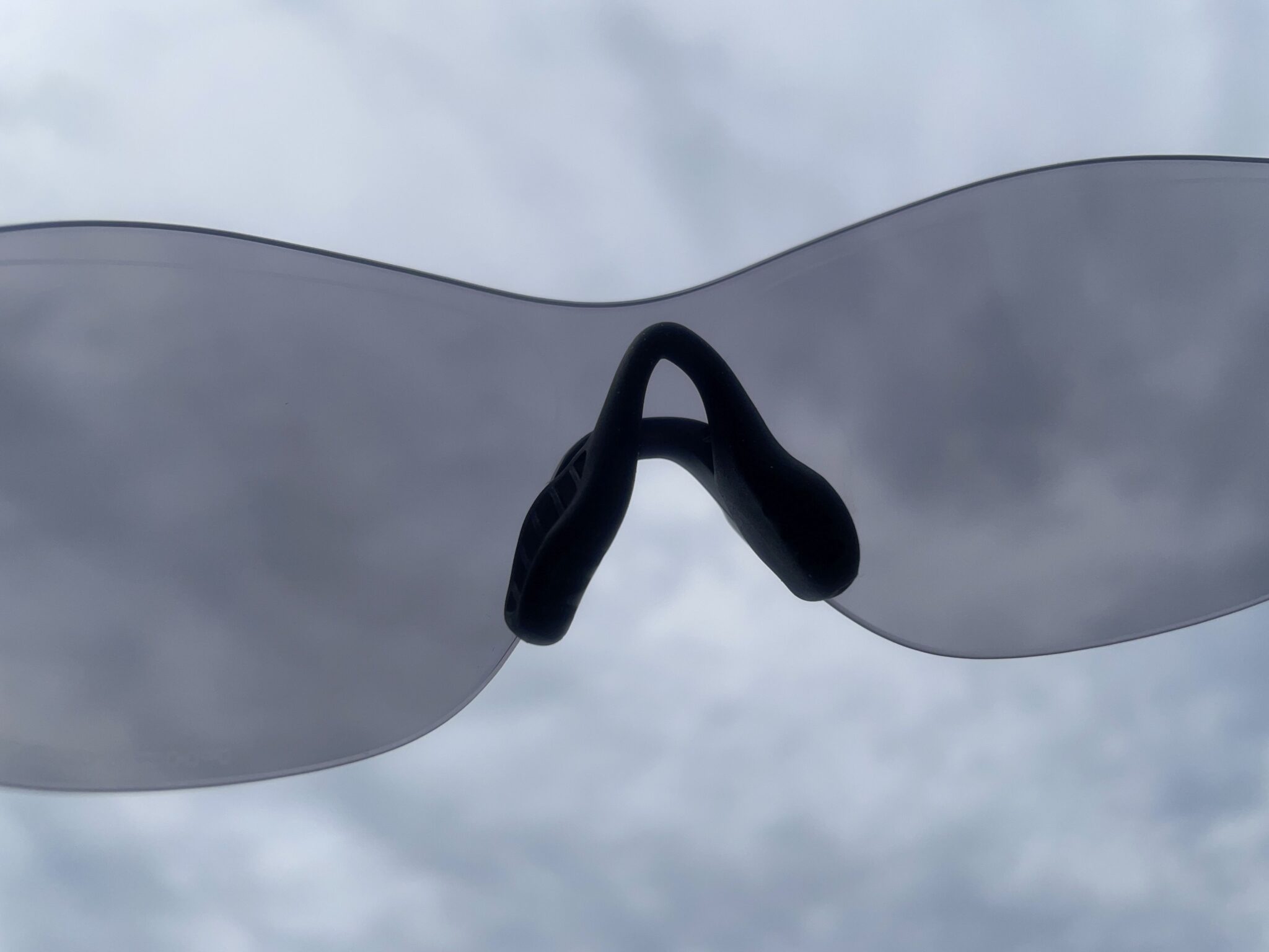 オークリー OAKLEY 調光レンズ(Photochromic) EVZERO SWIFTの初使用 